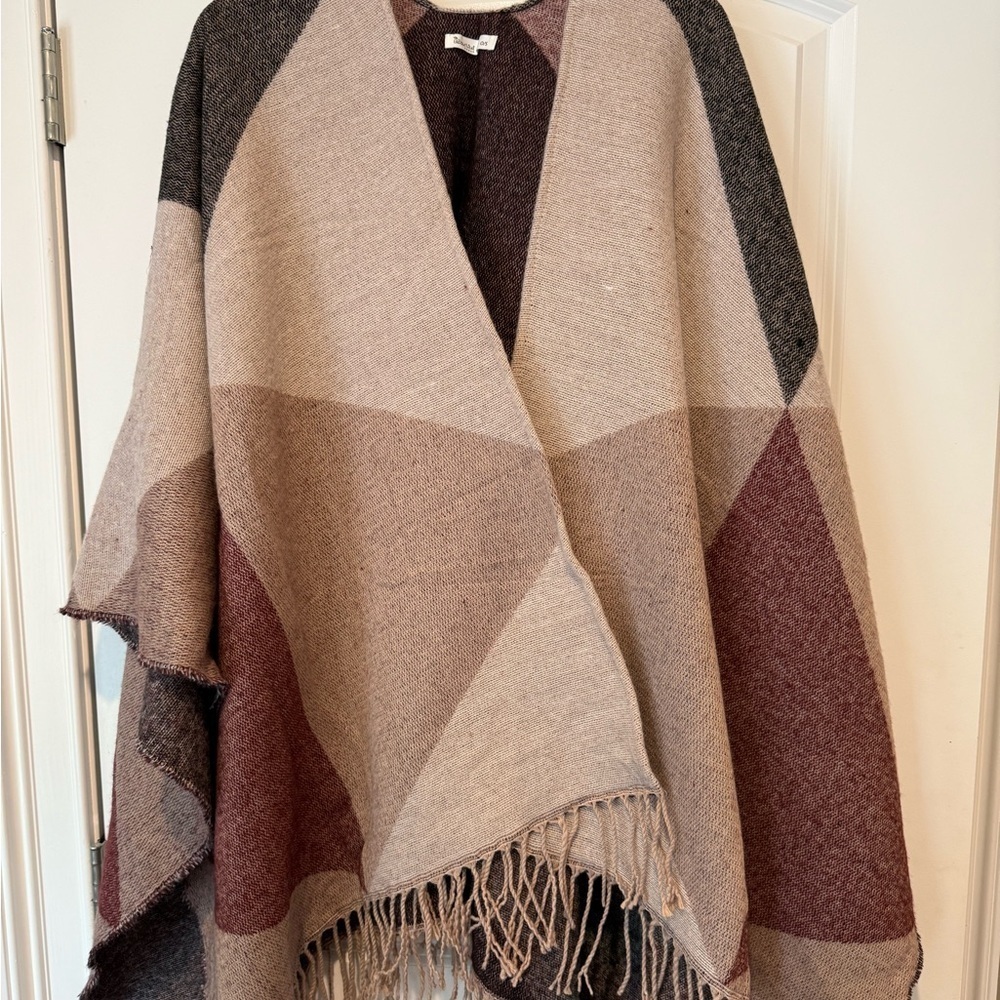 Geometric Patterned Poncho with Fringe